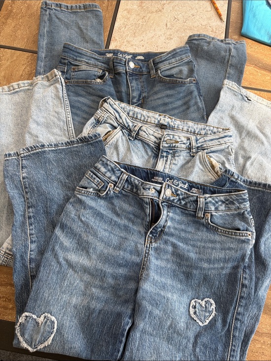 Cat & Jack Other - Bundle of 3 pairs of jeans
